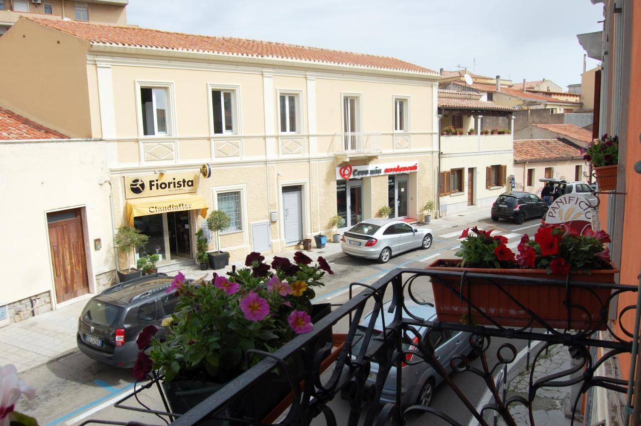 Casa Satta 1925 Olbia Exterior foto